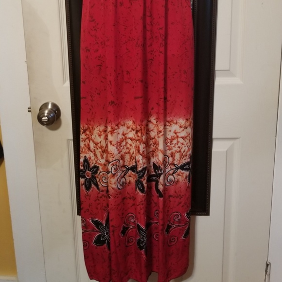 Dress - Picture 2 of 3